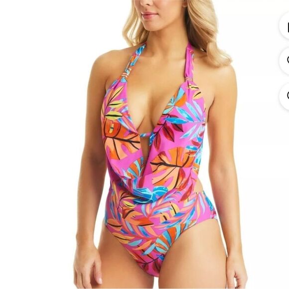 Bar Ill Paradise In The Palms Cowl Neck
One-Piece Swimsuit Magic Magenta Medium - Picture 2 of 12